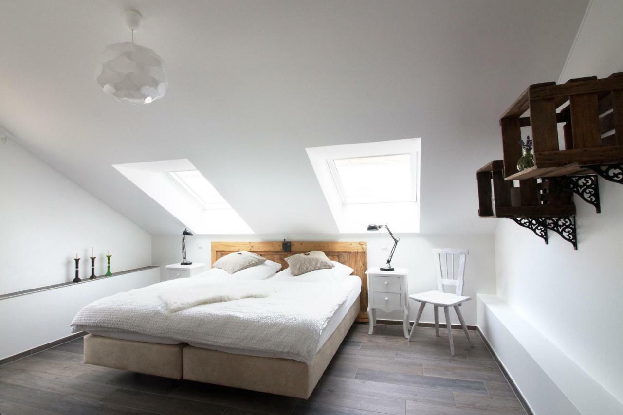 Zur Alten Rebe Ferienhaus Und Weingut كونز المظهر الخارجي الصورة